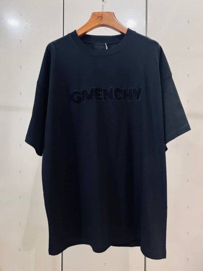 เสื้อแขนสั้น