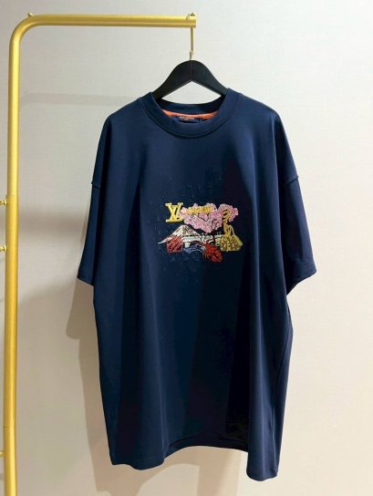 เสื้อแขนสั้น