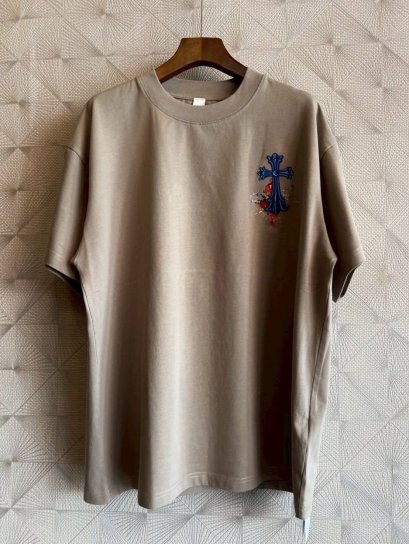 เสื้อแขนสั้น