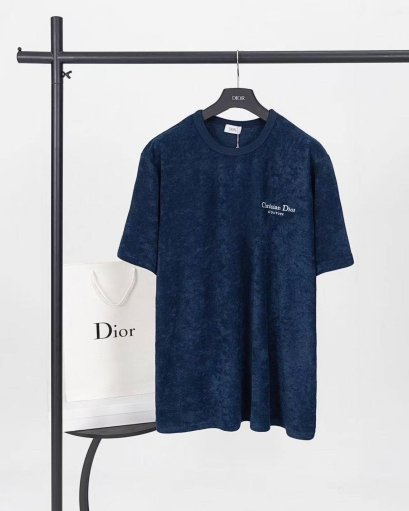 เสื้อแขนสั้น