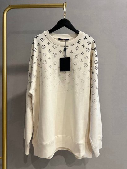 เสื้อแขนยาว