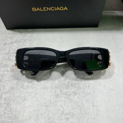 แว่นตากันแดด