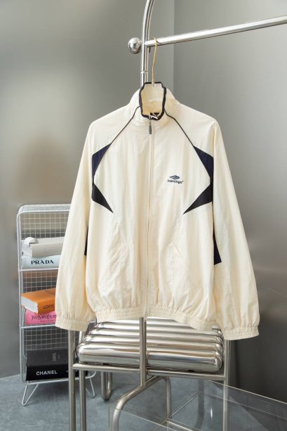 เสื้อแขนยาว