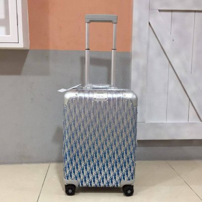 กระเป๋าพร้อมส่ง