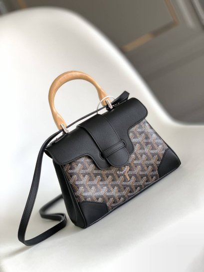 กระเป๋าพร้อมส่ง