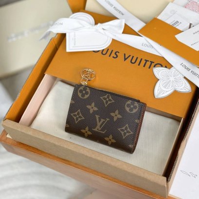 กระเป๋าพร้อมส่ง