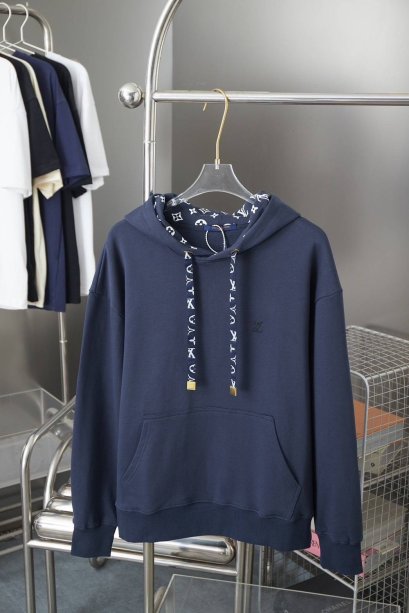 เสื้อแขนยาว