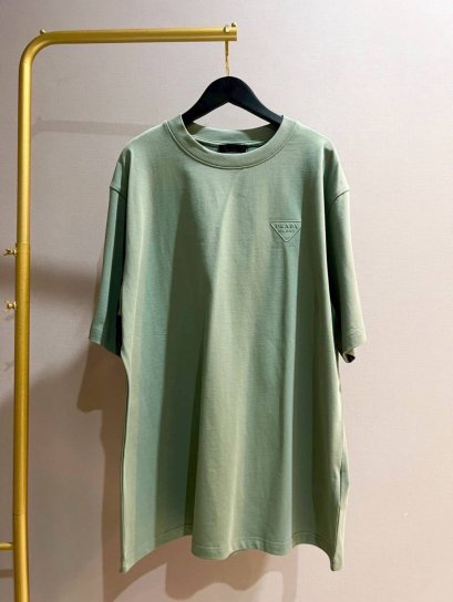 เสื้อแขนสั้น