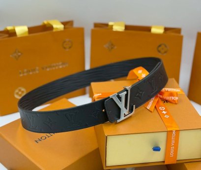 เข็มขัดพร้อมส่ง