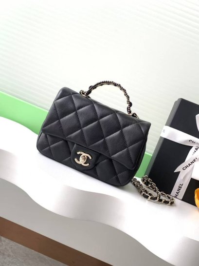 กระเป๋าพร้อมส่ง