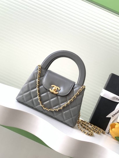 กระเป๋าพร้อมส่ง