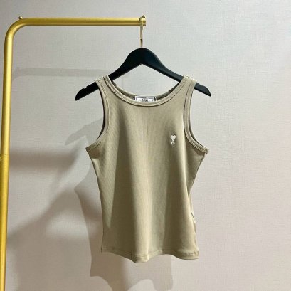 เสื้อแขนสั้น