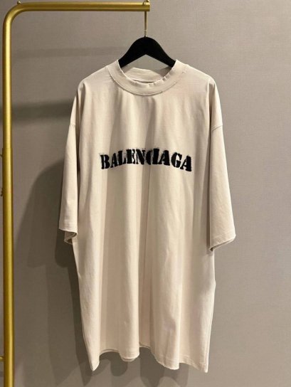 เสื้อแขนสั้น