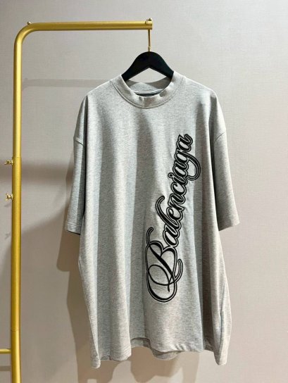 เสื้อแขนสั้น