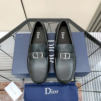 รองเท้า