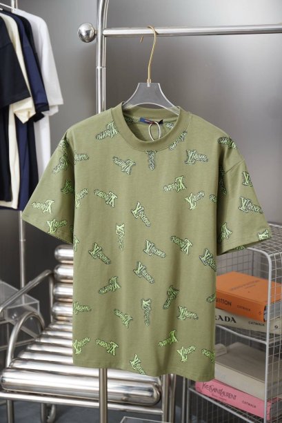 เสื้อแขนสั้น