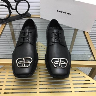 รองเท้า