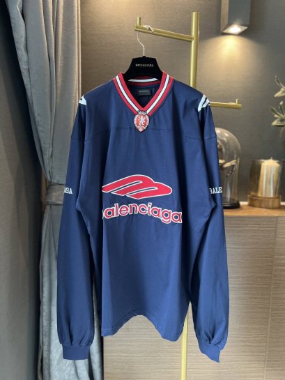 เสื้อแขนยาว