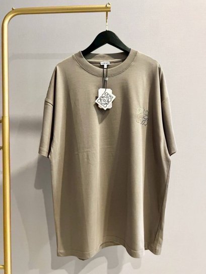 เสื้อแขนสั้น