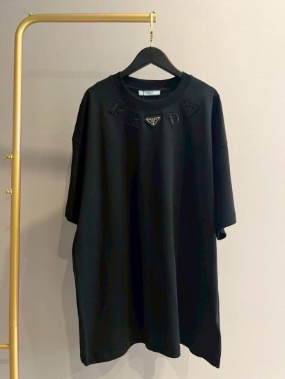 เสื้อแขนสั้น