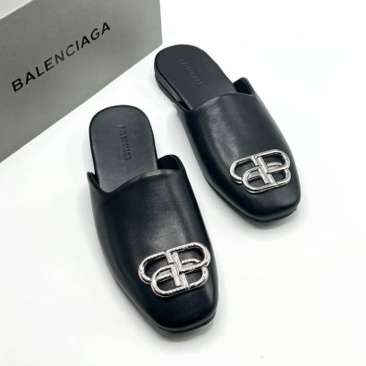 รองเท้า