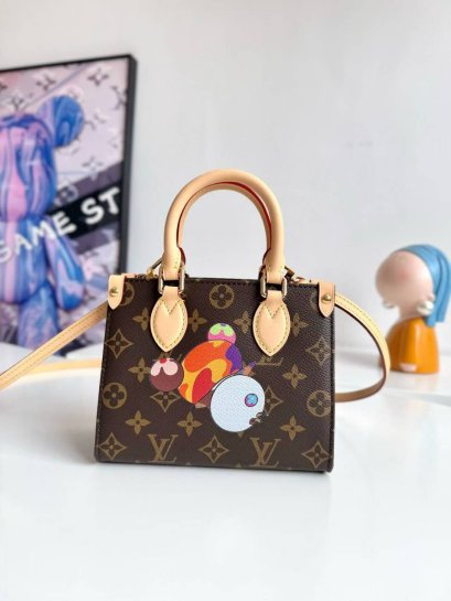 กระเป๋าพร้อมส่ง