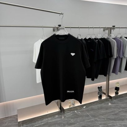 เสื้อแขนสั้น