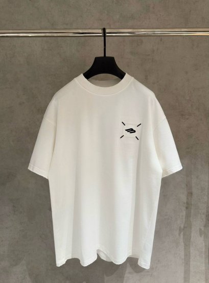 เสื้อแขนสั้น