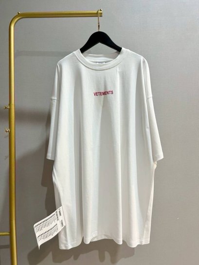 เสื้อแขนสั้น