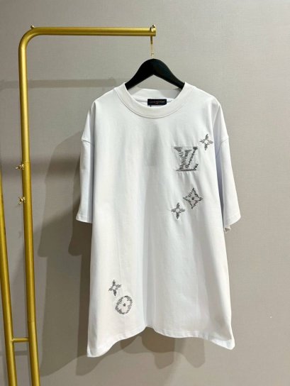 เสื้อแขนสั้น