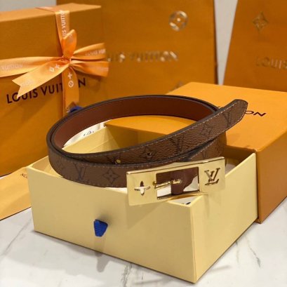 เข็มขัดพร้อมส่ง