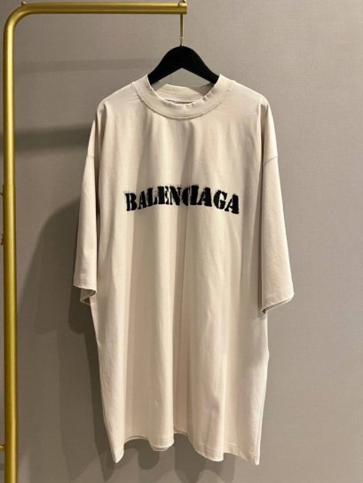 เสื้อแขนสั้น