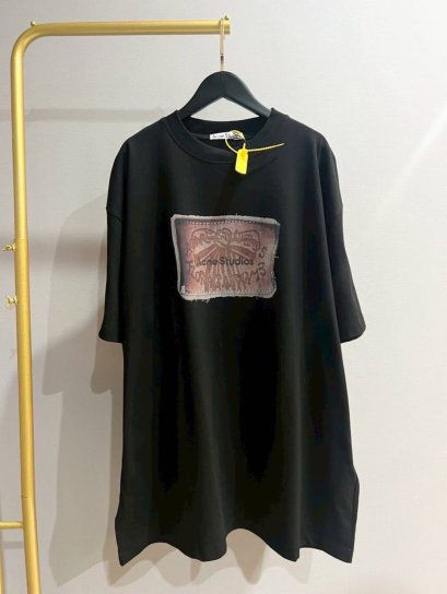 เสื้อแขนสั้น