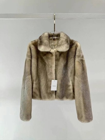 เสื้อขนเฟอร์แท้