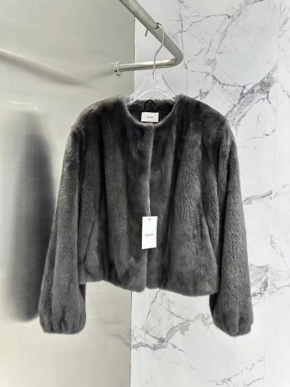 เสื้อขนเฟอร์แท้