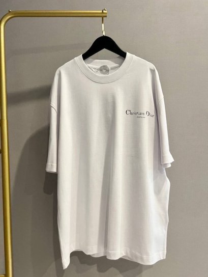 เสื้อแขนสั้น