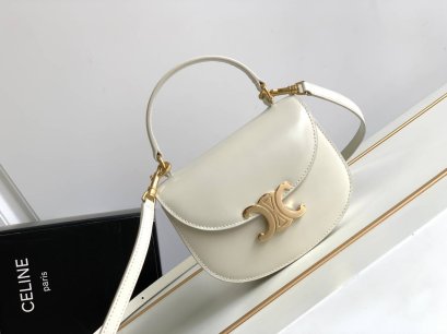 กระเป๋าพร้อมส่ง