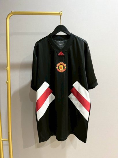 เสื้อแขนสั้น