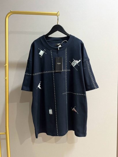 เสื้อแขนสั้น