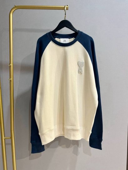 เสื้อแขนยาว