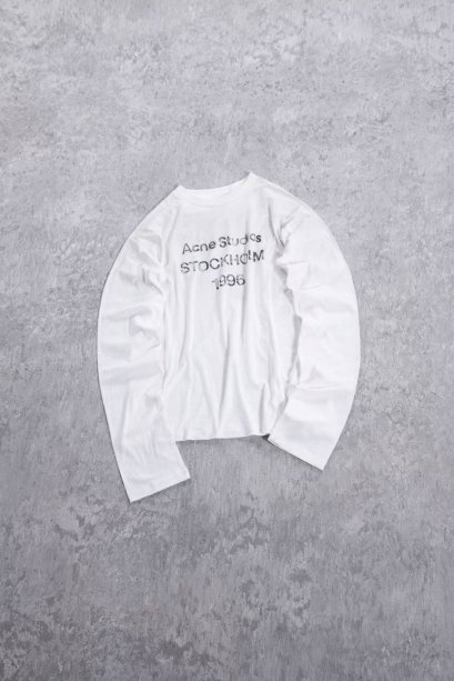 เสื้อแขนสั้น