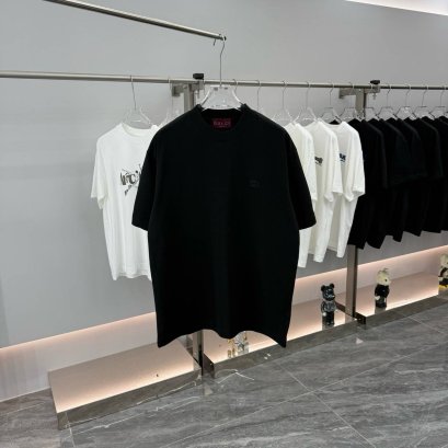 เสื้อแขนสั้น