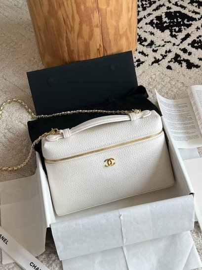 กระเป๋าพร้อมส่ง