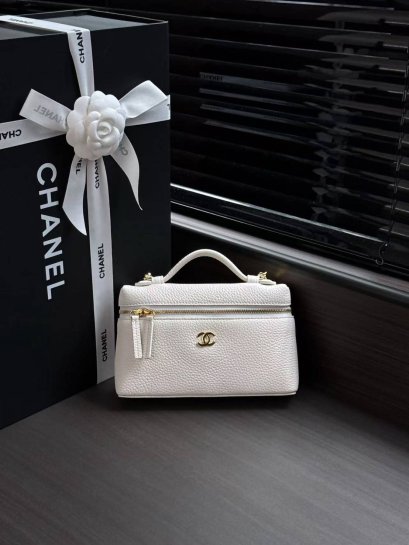 กระเป๋าพร้อมส่ง