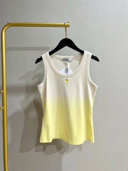 เสื้อแขนสั้น