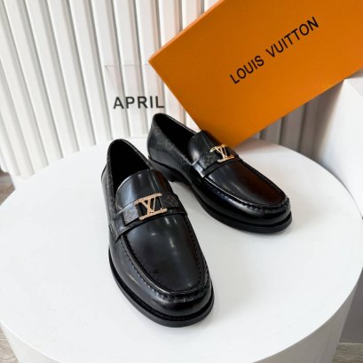 รองเท้า