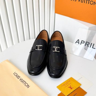 รองเท้า