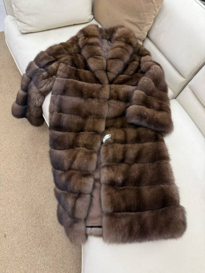 เสื้อขนเฟอร์แท้