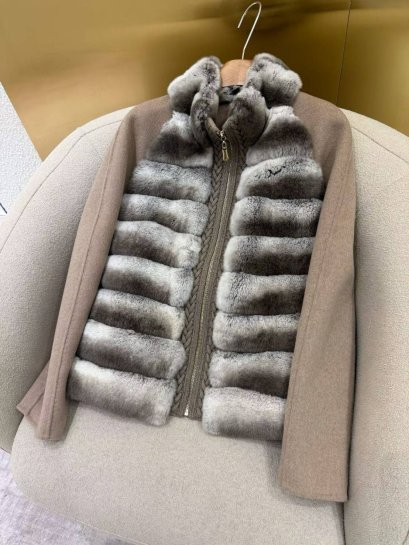 เสื้อขนเฟอร์แท้