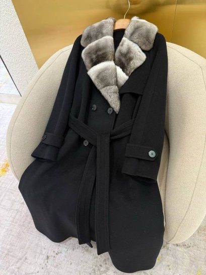 เสื้อขนเฟอร์แท้